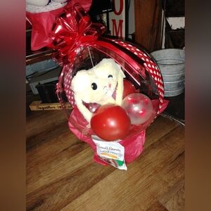 Russell Stover Gift Set with Teddy Bear and Balloons